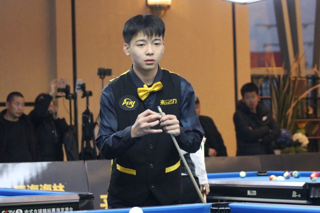 现场观众和 现场观众和