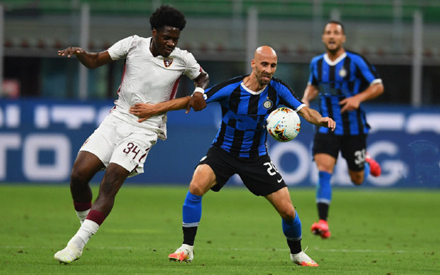 与上海当地 与上海当地