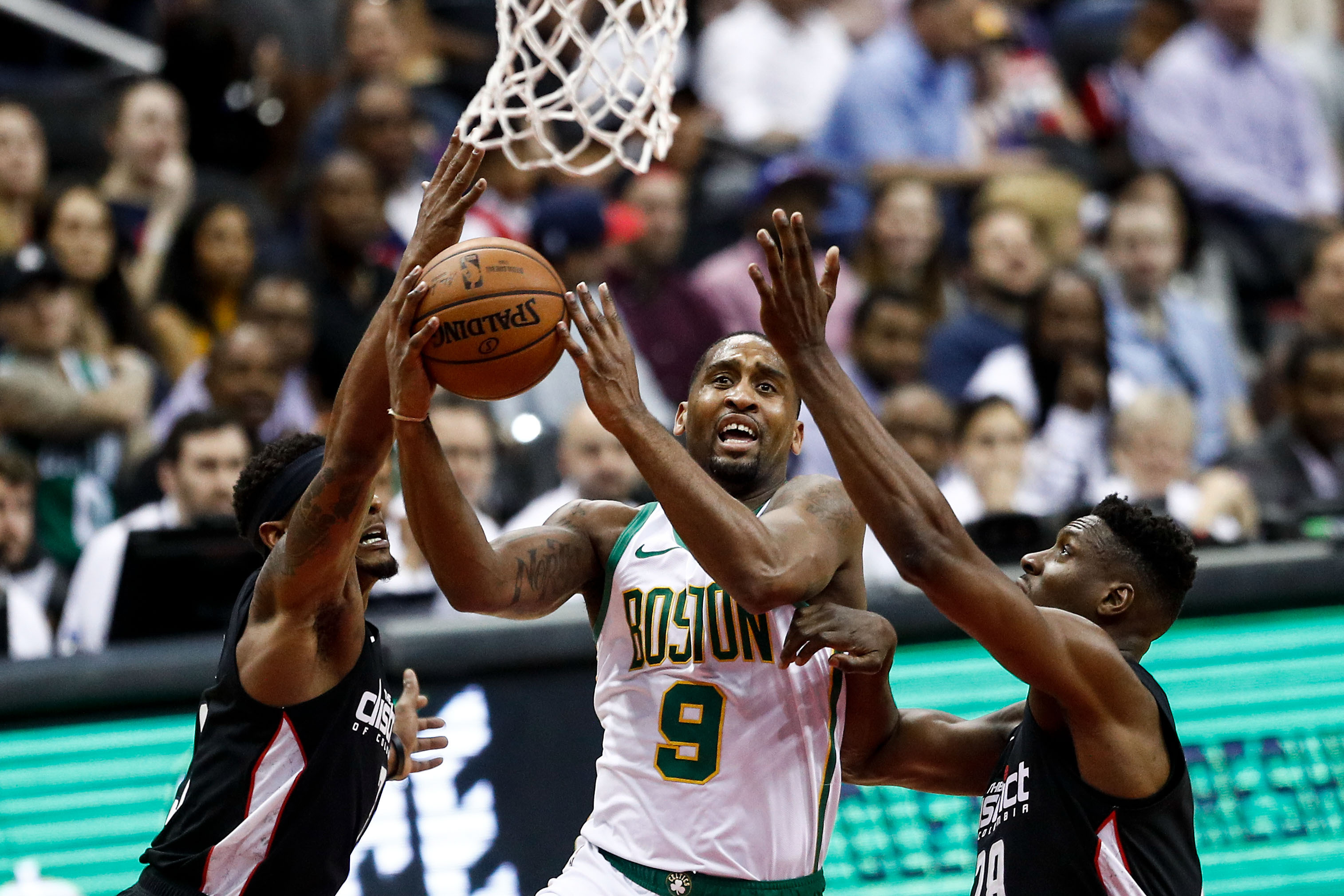 正是把焦点 正是把焦点