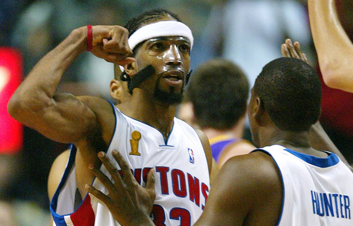 伸到股东层 伸到股东层